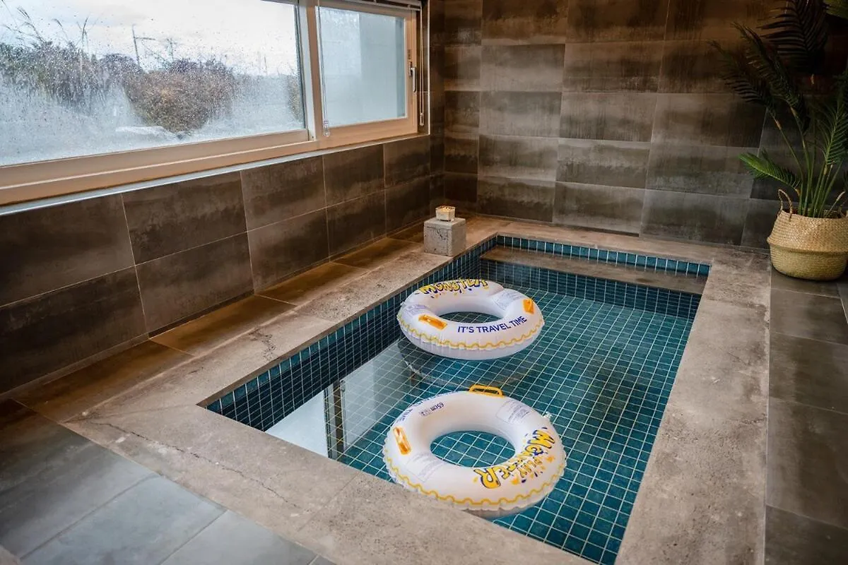 Jeju Island Ocean Wave Panpo Villa 0*,