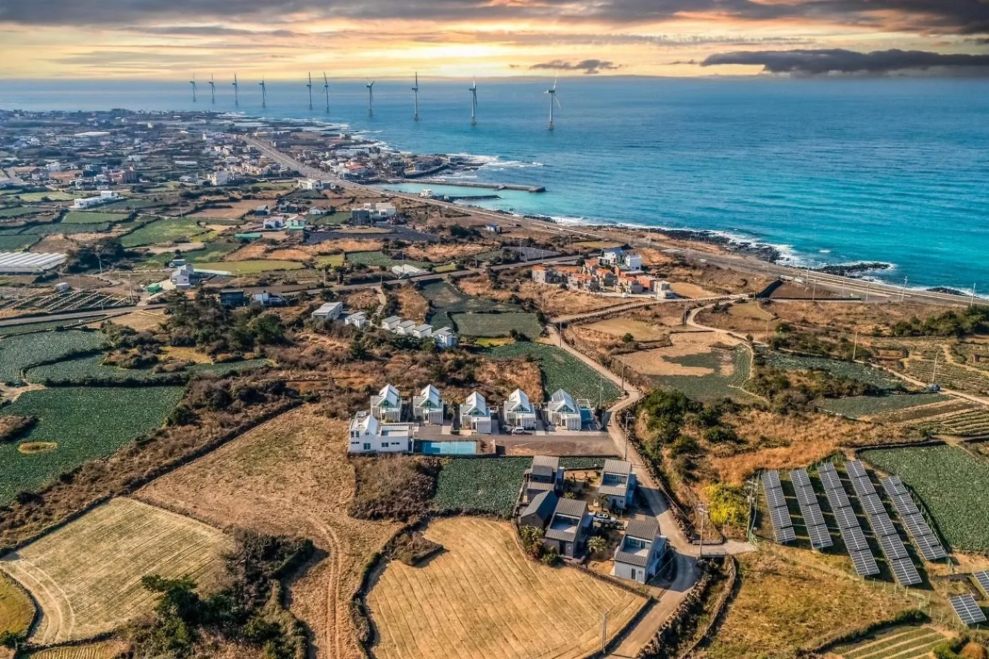 Jeju Island Ocean Wave Panpo Villa 0*,  South Korea
